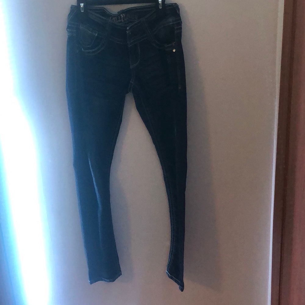 Wallflower Blue Jeans